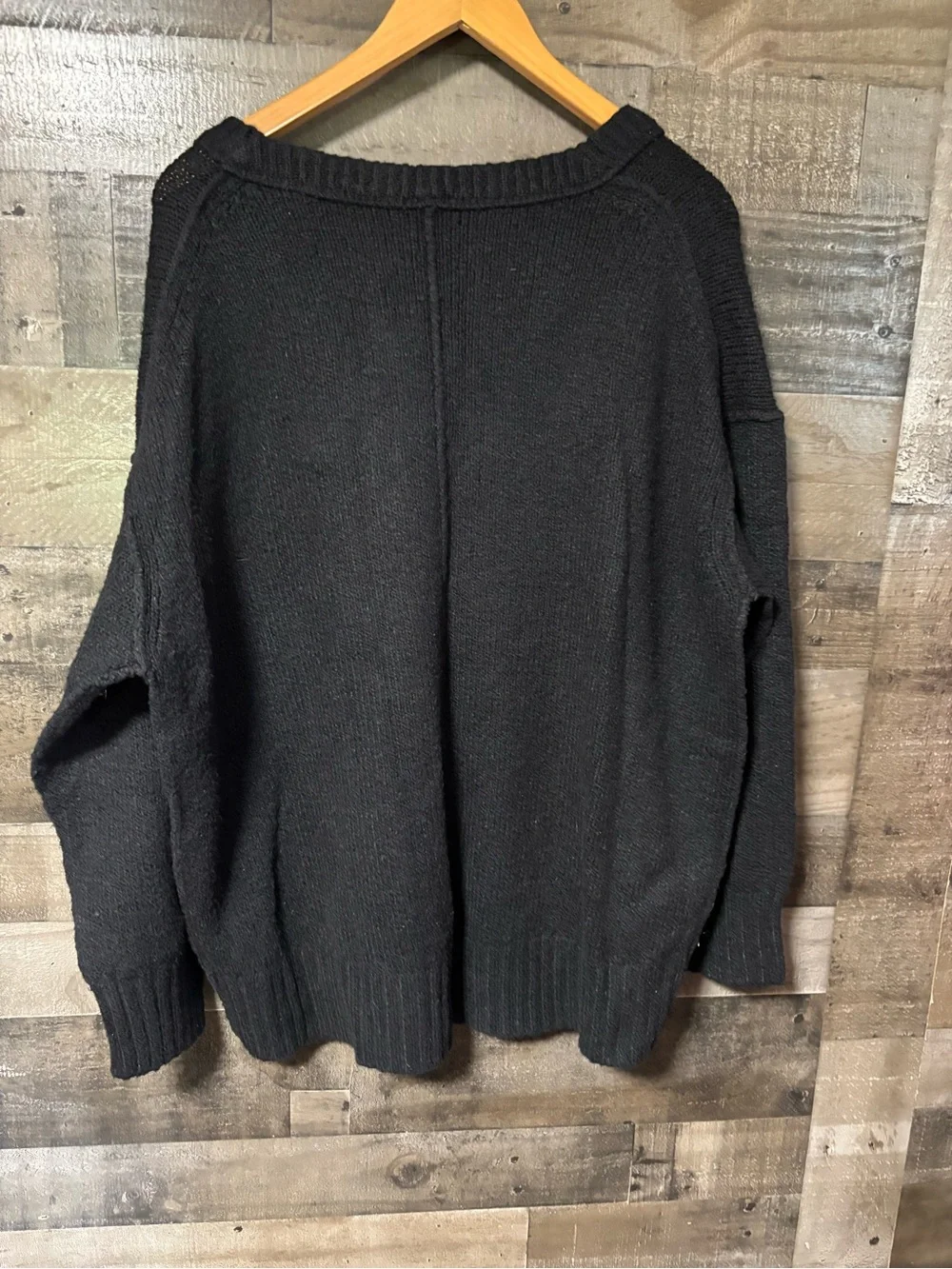 Free People Oversized V-Neck Sweater - Black Small